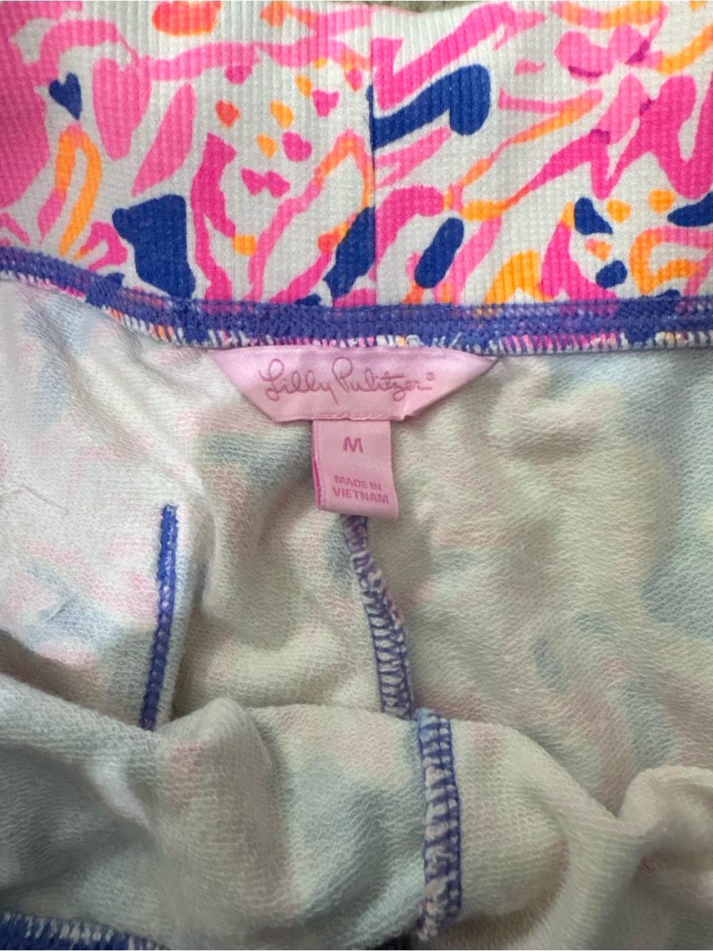 Lilly Pulitzer Yasmin Short in Medium - Picture 6 of 10